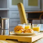 Апартаменты Loft Monte Di Dio Неаполь
