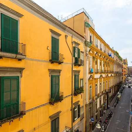 Appartement Loft Monte Di Dio Napels